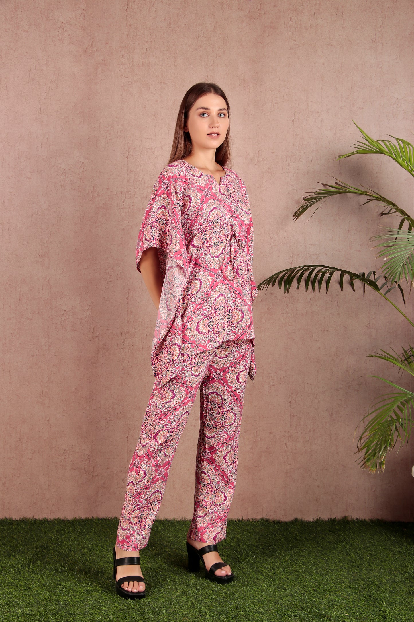 Pink & White Abstract Print Viscose Rayon Kaftan Co-ord Set