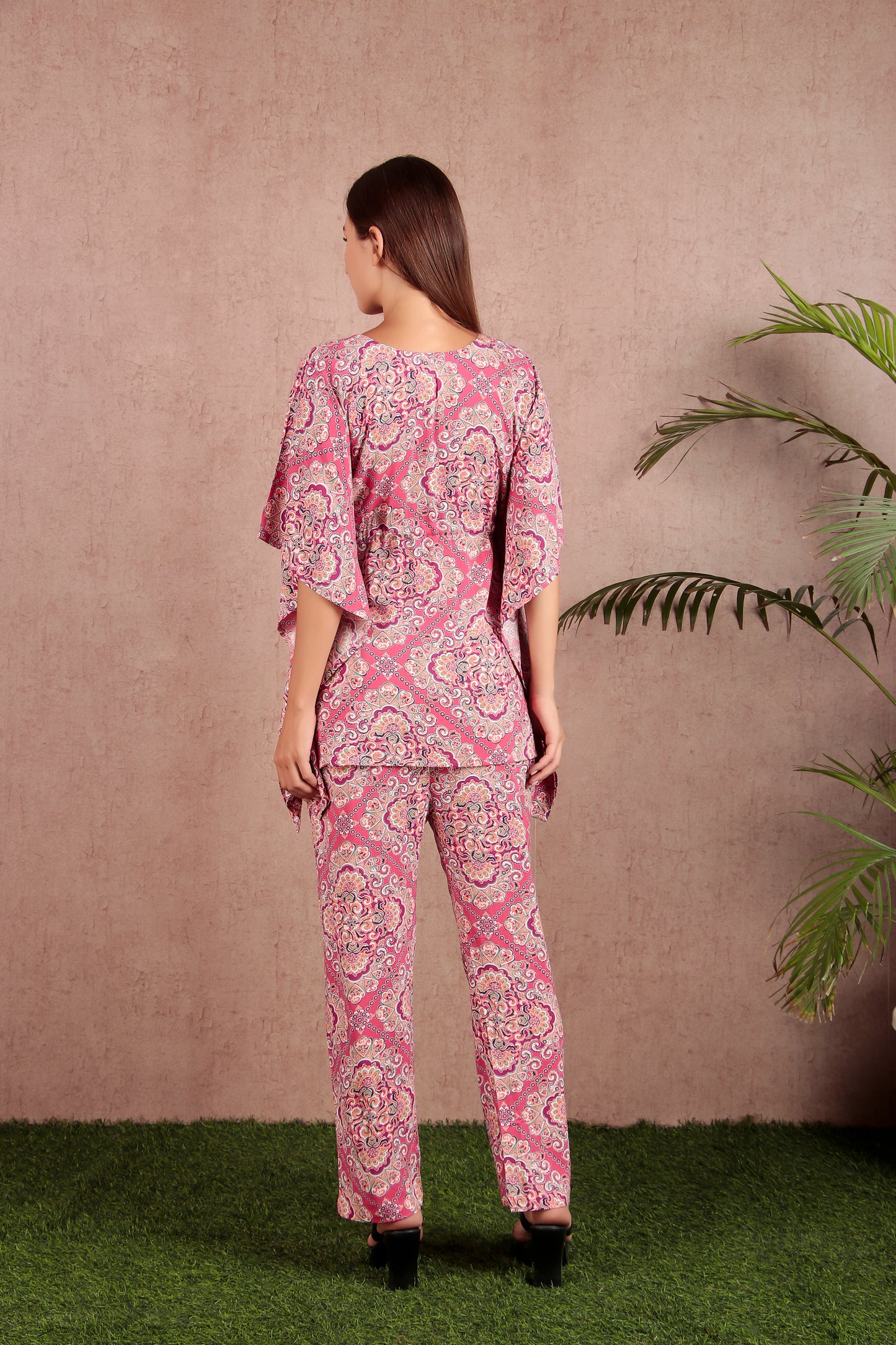 Pink & White Abstract Print Viscose Rayon Kaftan Co-ord Set