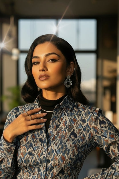 Chic Abstract Grey Shirt