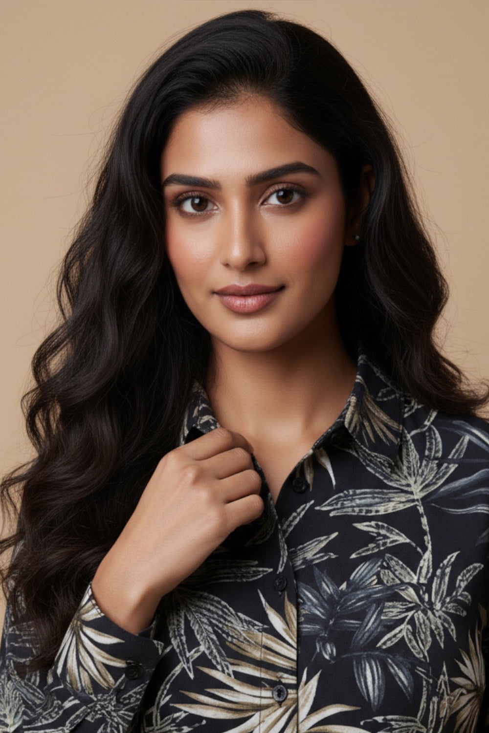 Leaf Aura Regular Shirt (Black)